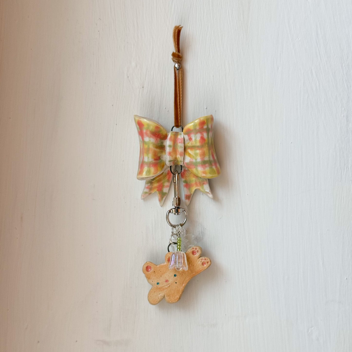 plaid bow charm holder