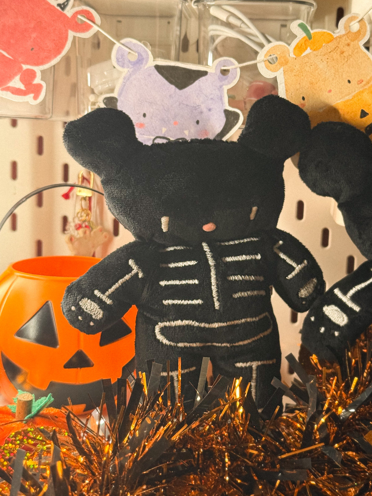 scare-bo! (skeleton bear)