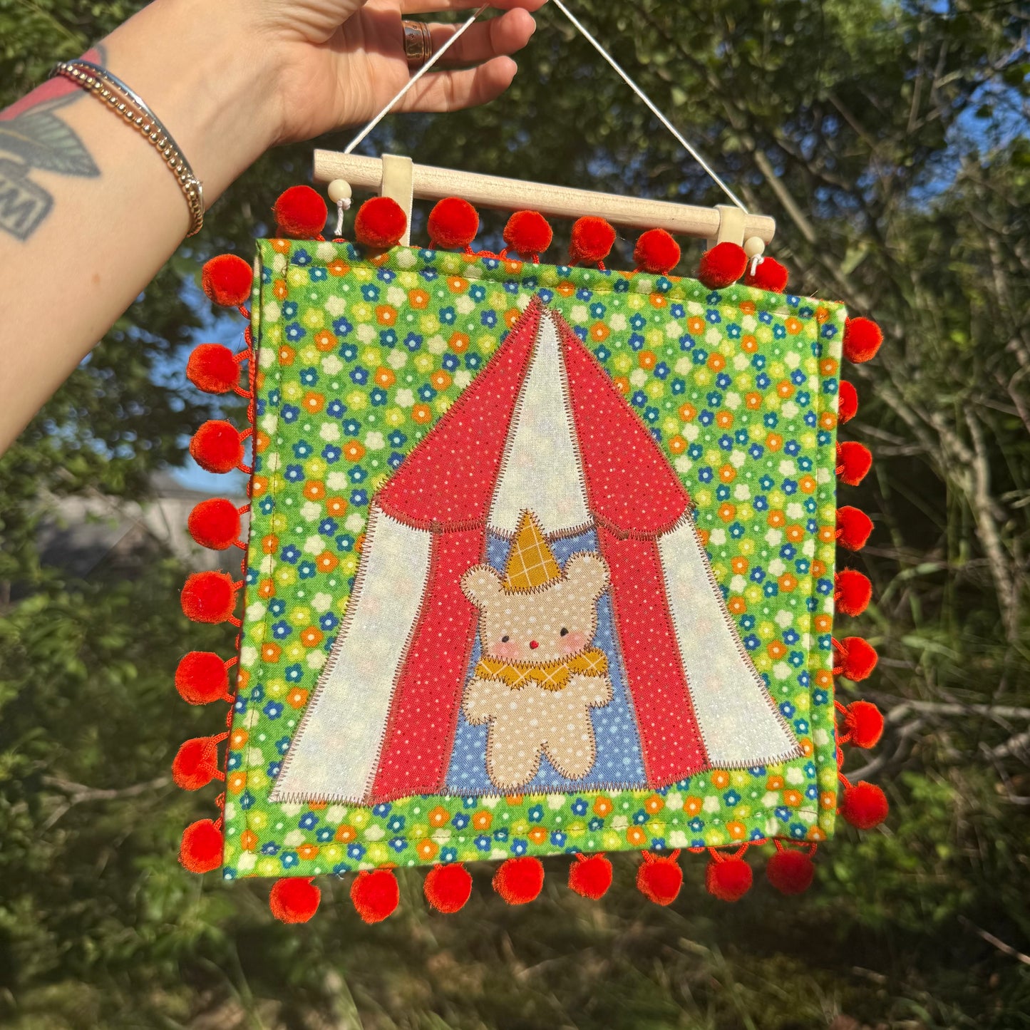 bear at the circus
