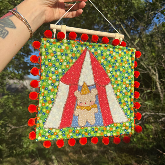 bear at the circus